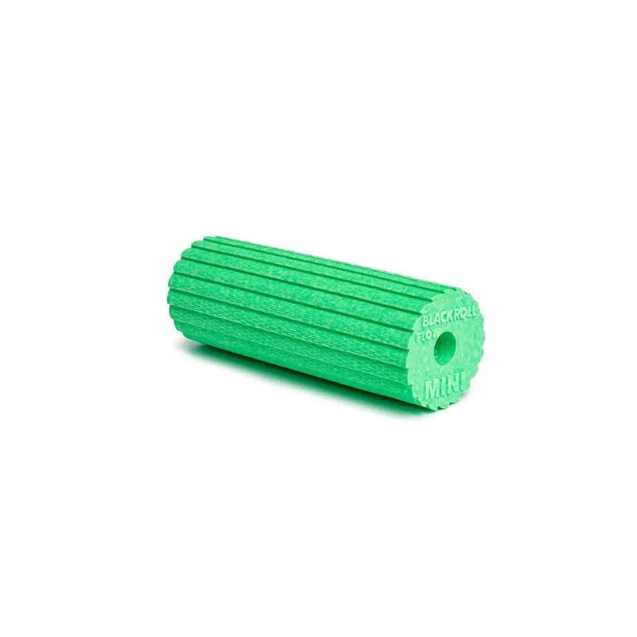 BLACKROLL® Foamroller mini flow - Premium Blackroll producten van HERCKLES - voor 13.85! Koop het nu bij HERCKLES
